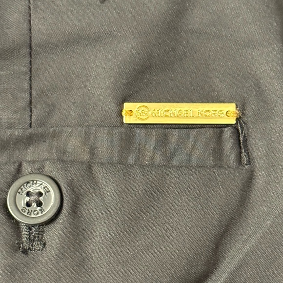 MICHAEL KORS Women’s Cropped Straight Leg Capris - Size 8 NWT!! - Picture 5 of 6